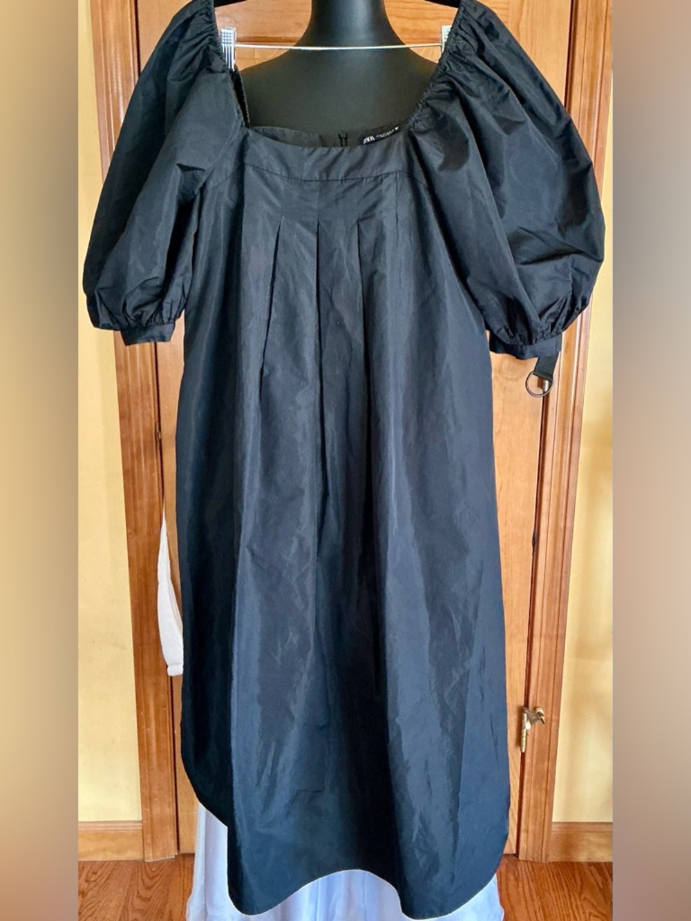 Zara Black Puff Sleeve Woman’s  Dress
